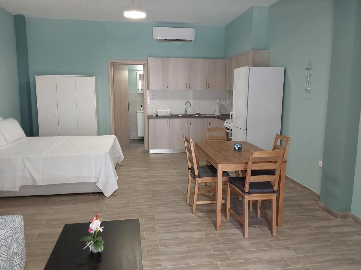 Deluxe Double Apartment Tolo